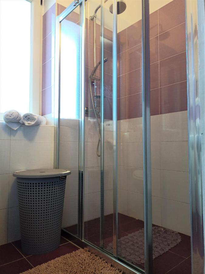 Cozy Apartment In The City Center Pula Buitenkant foto